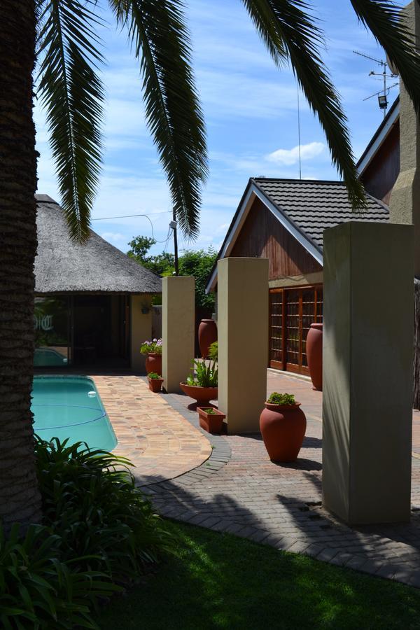 Castello Guesthouse Vryburg Εξωτερικό φωτογραφία